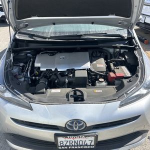 صورة 43 لـ 2022 Toyota PRIUS LE