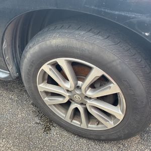 2014 Nissan PATHFINDER SV 缩略图 18