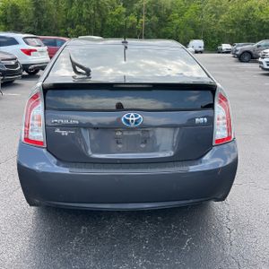 TOYOTA PRIUS - 7