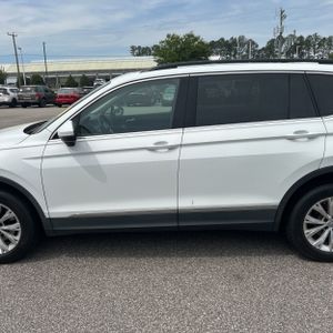 VOLKSWAGEN TIGUAN 2.0T SE 4MOTION - 3