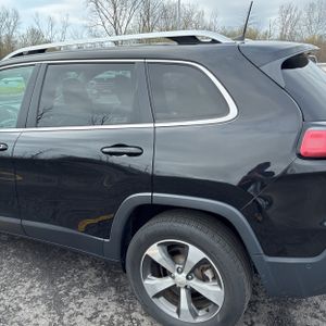 JEEP CHEROKEE LIMITED - 6