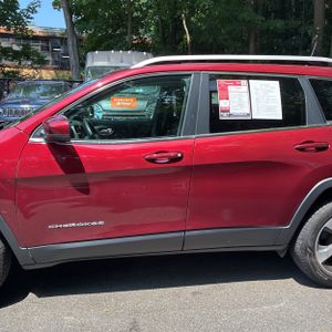 صورة 4 لـ 2019 JEEP CHEROKEE LIMITED