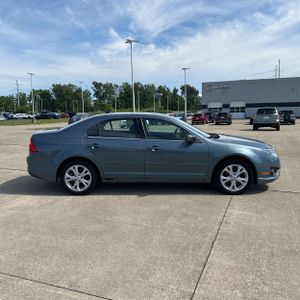 FORD FUSION SE - 10