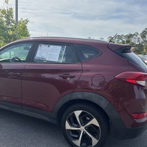 HYUNDAI TUCSON SPORT - 6