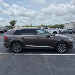 AUDI Q7 3.0T PREMIUM - 10