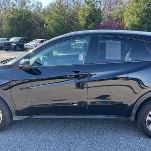 HONDA HR-V EX-L W/NAVI - 4