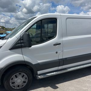 FORD TRANSIT 250 - 2