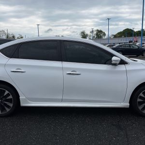 NISSAN SENTRA SR - 10