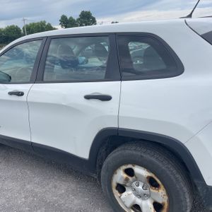 2016 JEEP CHEROKEE SPORT photo 6