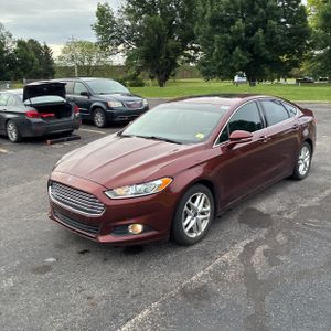 FORD FUSION SE - 1