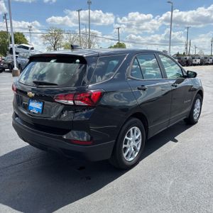 CHEVROLET EQUINOX LS - 8