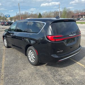 CHRYSLER PACIFICA SELECT - 5