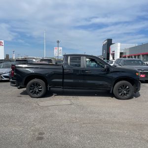 CHEVROLET SILVERADO 1500 CUSTOM - 10