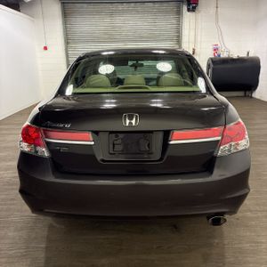 HONDA ACCORD LX - 7