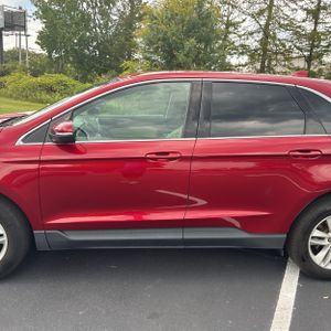 FORD EDGE SEL - 4