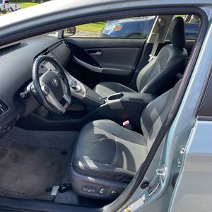2012 Toyota PRIUS FOUR — фото 32