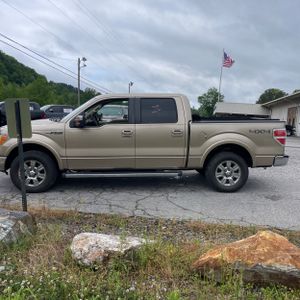FORD F-150 LARIAT - 3