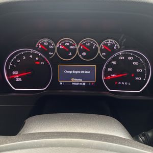 صورة 39 لـ 2020 Chevrolet SILVERADO 1500 RST
