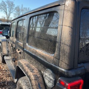 JEEP WRANGLER 4XE UNLIMITED SAHARA 4X4 - 6