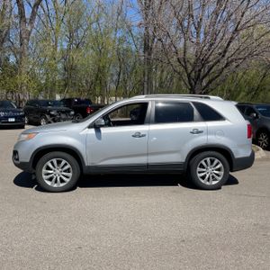 KIA SORENTO EX - 3