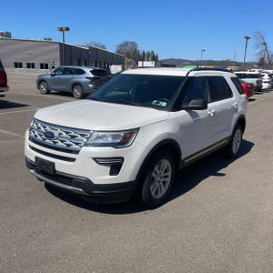 FORD EXPLORER XLT - 1