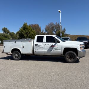 CHEVROLET SILVERADO - 10