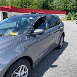 FORD EDGE SEL - 2
