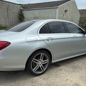 MERCEDES-BENZ E-CLASS - 9