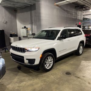 Jeep Grand Cherokee L Laredo - 1
