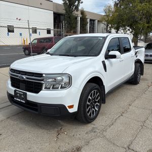 FORD MAVERICK LARIAT - 1