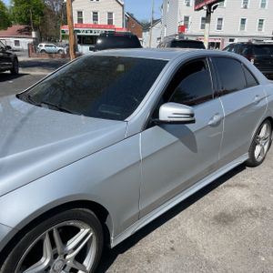 MERCEDES-BENZ E-CLASS - 2