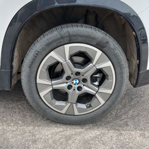 2025 BMW X1 XDRIVE28I — миниатюра 18