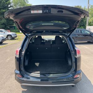 صورة مصغرة 43 لـ 2018 Toyota RAV4 XLE