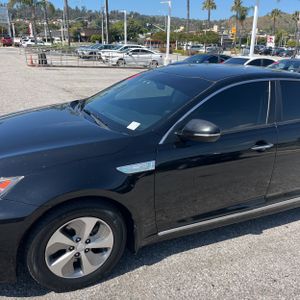 KIA OPTIMA HYBRID BASE - 2