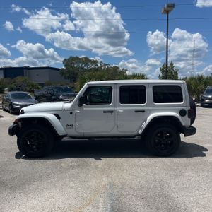JEEP WRANGLER UNLIMITED SAHARA ALTITUDE - 3