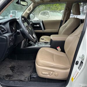 صورة مصغرة 32 لـ 2022 Toyota 4RUNNER LIMITED