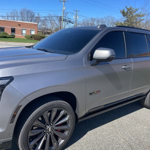 CADILLAC ESCALADE-V BASE - 2