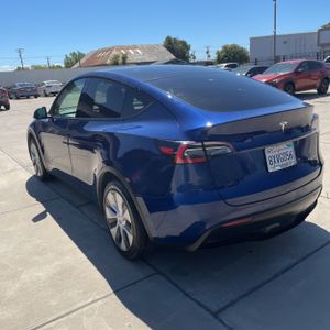 TESLA MODEL Y LONG RANGE - 5