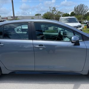 2024 Toyota COROLLA SE thumbnail 11