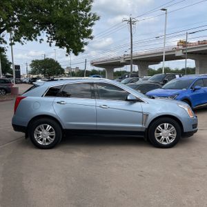 CADILLAC SRX LUXURY COLLECTION - 10