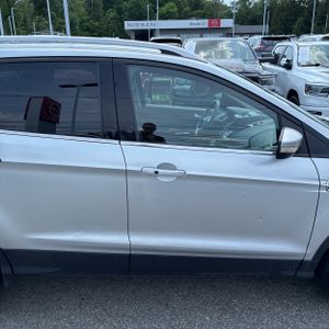 صورة مصغرة 11 لـ 2014 FORD ESCAPE TITANIUM