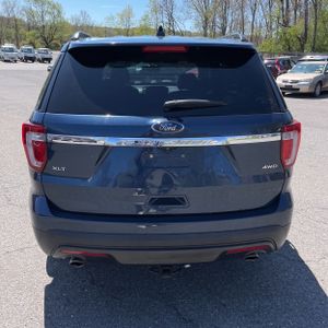 FORD EXPLORER BASE - 7