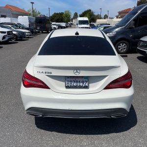 MERCEDES-BENZ CLA - 7