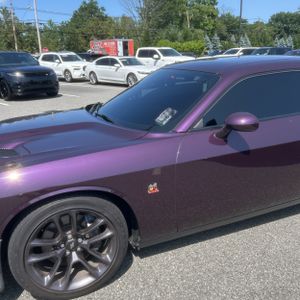 صورة 2 لـ 2022 Dodge CHALLENGER R/T SCAT PACK