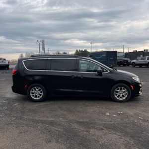 CHRYSLER PACIFICA TOURING L - 10