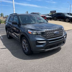 FORD EXPLORER XLT - 7