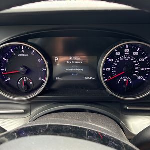 2024 KIA CARNIVAL LX — миниатюра 40