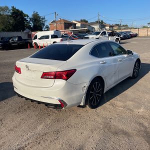 صورة 8 لـ 2019 Acura TLX V6