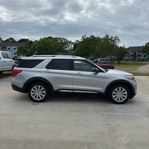 FORD EXPLORER LIMITED - 10