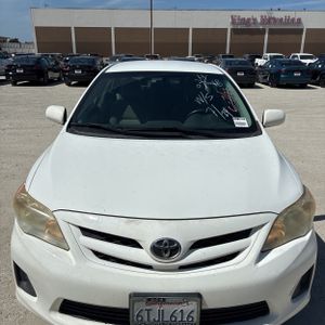2011 Toyota COROLLA LE — миниатюра 15